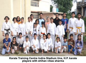 shito kai karate students with kyoshi vikas sharma